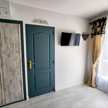 Le Clos Renaissance Bed & Breakfast