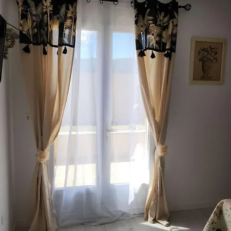 Le Clos Renaissance Bed & Breakfast Oppede