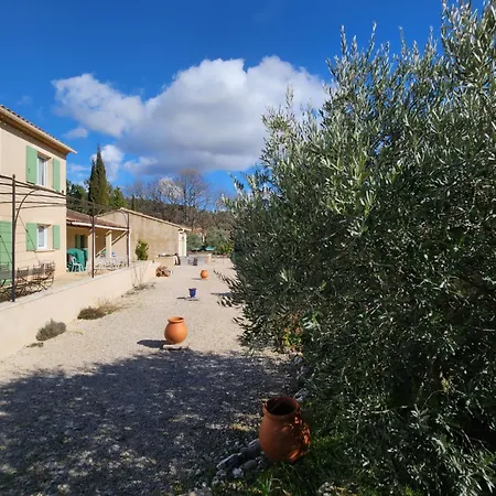 Le Clos Renaissance Bed & Breakfast *
